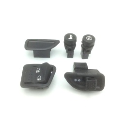[2082510] Kit interrupteur carénage couvre guidon adaptable Zip 50 (5 pièces)
