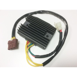 [E1803597B] Régulateur de tension adaptable Piaggio MP3 125 à 400 - X9 500